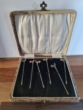 Vintage art deco style