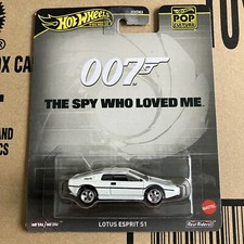 Hot Wheels Premium 2024 - Lotus Esprit S1 The Spy Who Loved Me - Pop Culture