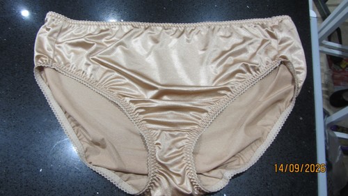 Vintage vanity fair knickers - vintage,