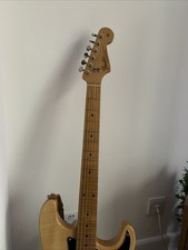 roasted maple stratocaster