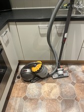Dyson DC39 – strong suction