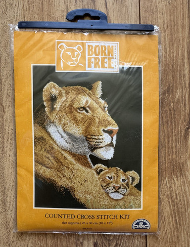Dmc born free lion and - free, cub