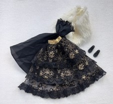 Vintage 1984 Sindy Classic Royal Occasion Black & Gold Gown, Shawl & Shoes 43026