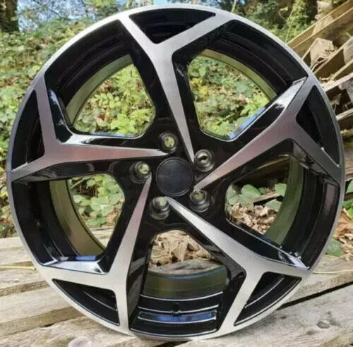 Black vw - x4,