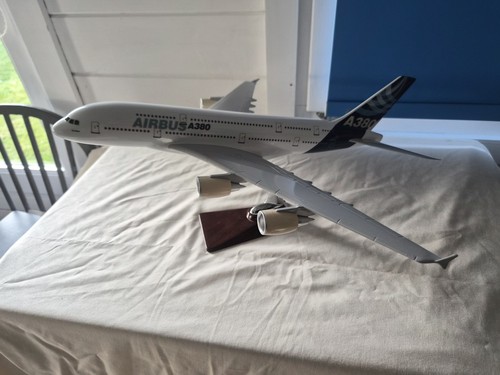 Airbus a380 model original - airbus, in