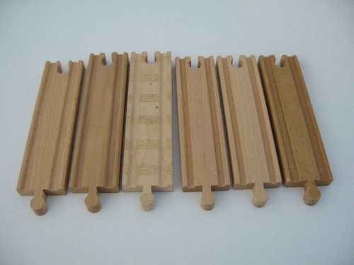 Six straight wooden train - six,
