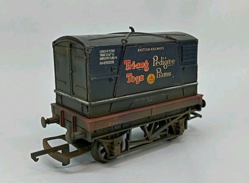 Triang r561 pedigree - r561,