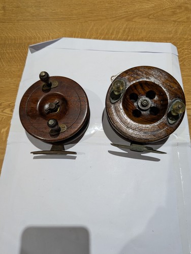 Vintage wooden and brass - 2,