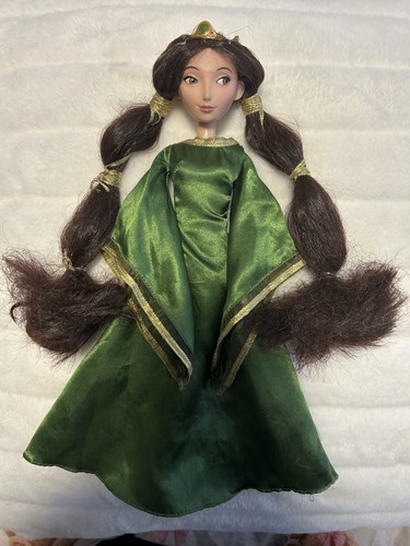 Queen elinor doll - queen,