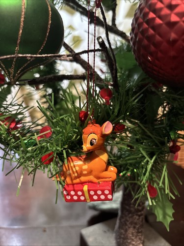 Bambi and thumper - thumper, tree