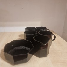 Set of 4 Mugs with Milk Jug