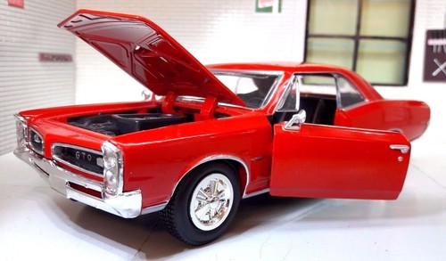 Pontiac gto hardtop red 1966 - hardtop,