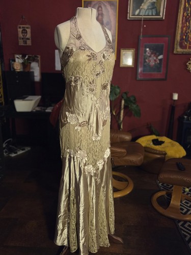 Vintage y2k gold - satin, lace