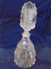 CRYSTAL PERFUME BOTTLE WITH STOPPER