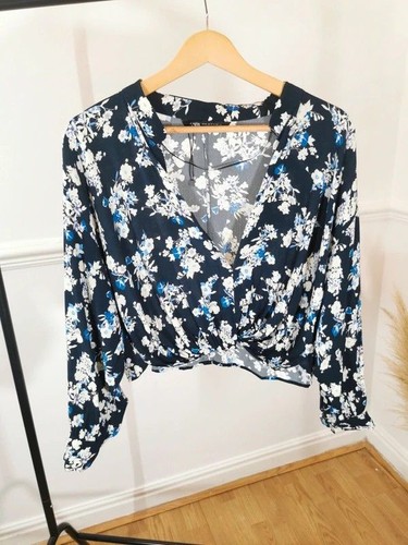 Zara size medium navy - , floral