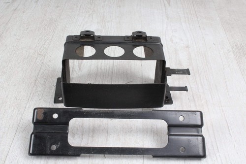 Battery holder battery box