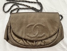 CHANEL Crossbody
