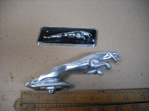 Jaguar car mascot - , badge