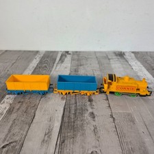 HORNBY MODEL RAILWAYS OO GAUGE CONNIE 0-4-0 TANK LOCOMOTIVE No.7 & 2 trucks r564