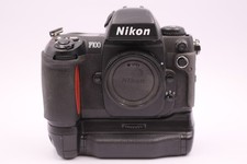 Nikon F100 + MB-15 -SHC