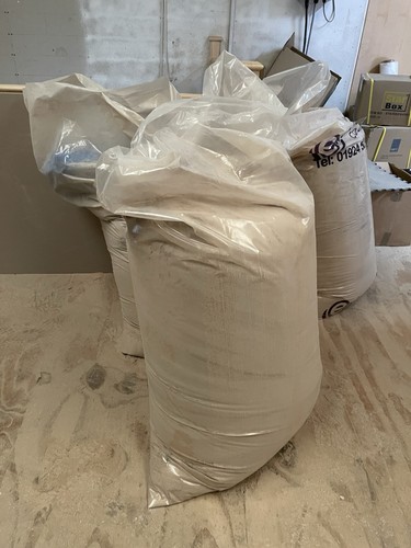 Fine saw dust bedding - saw,