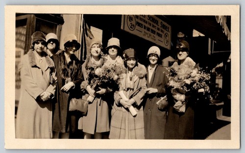 Antique 1920s photo - antique,