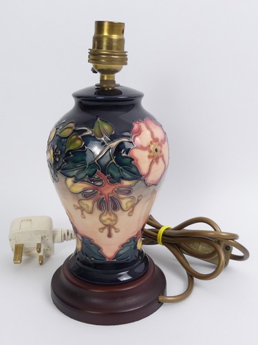 Moorcroft art pottery table - moorcroft,