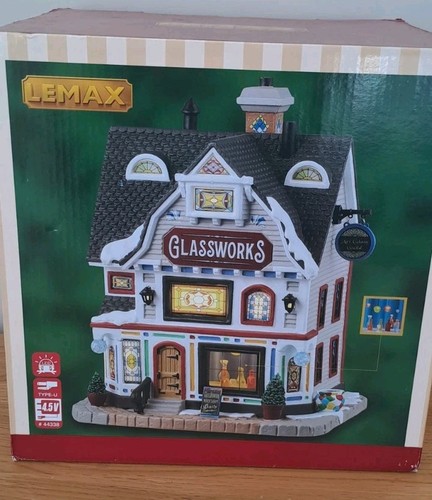 Lemax caddington village - lemax,