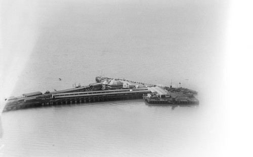 The pavilion and pier - pavilion, head