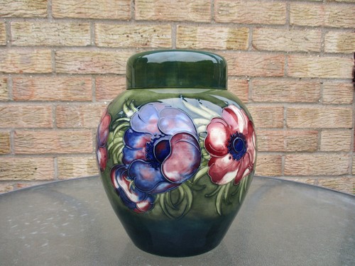 Moorcroft pottery extra large - pottery.,