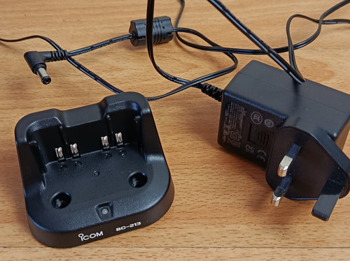Icom 213 battery charger - icom, bc-213