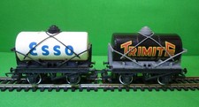 Hornby OO Gauge R096 Esso