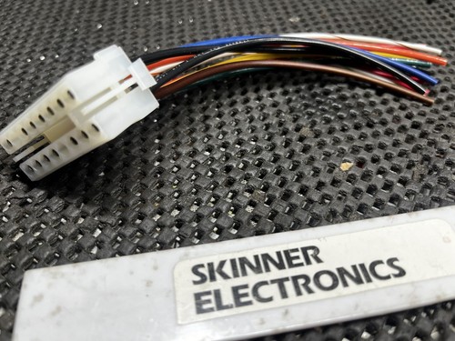 Whelen siren harness plug - harness,