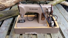 SINGER SEWING MACHINE vintage