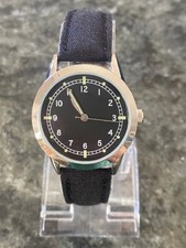Gentleman/Lady. 1950s copy of an RAF watch. Quartz. NEW OLD STOCK.