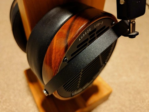 Audeze lcd planar headphones - lcd-2,