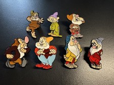 7 x Dwarfs Pin Badges Disney Snow White Enamel Brooch Film Dopey Happy Grumpy