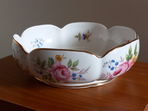 Beautiful fenton china - beautiful,