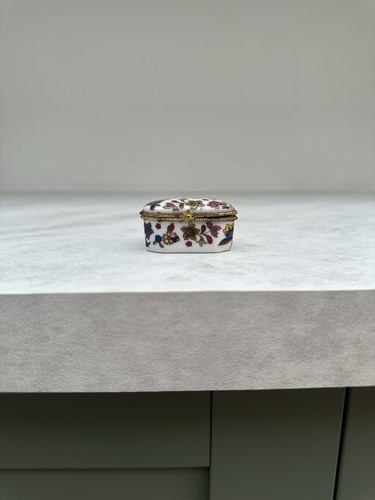 Vintage porcelain hinged pill - vintage,