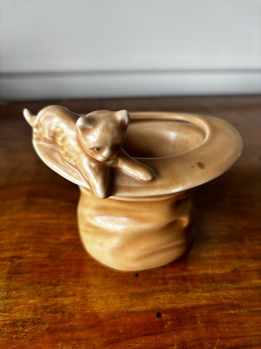 Vintage sylvac pottery - sylvac, hat