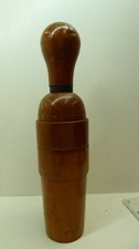 WOODEN WINE BOTTLE CORKER