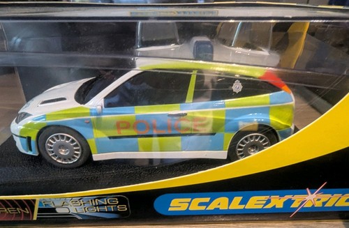 C2488 scalextric ford - scalextric, focus