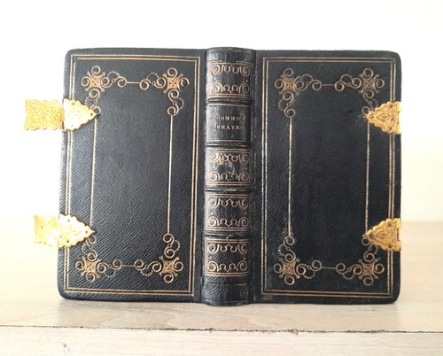 Stunning miniature book - miniature, of