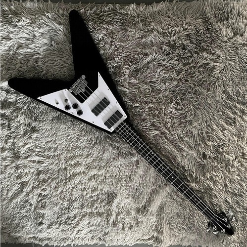 1981 strings flying - 1981, bass