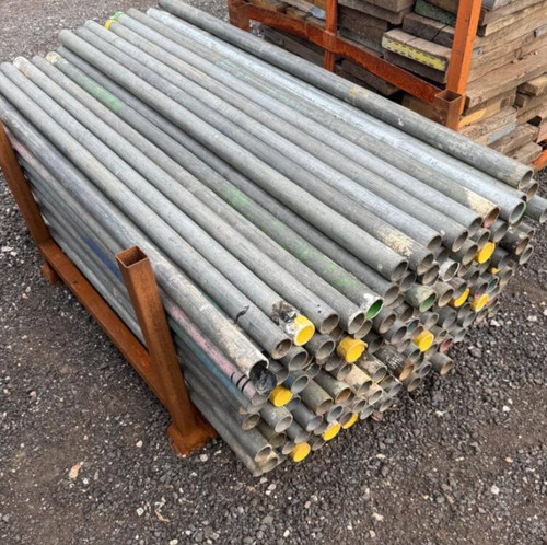 Used scaffold tubes 1ft - used, 2ft