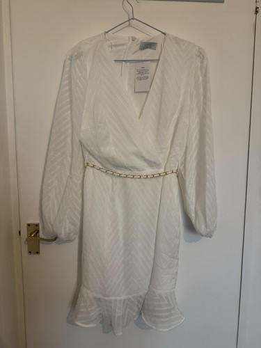 Stunning white cocktail dress - stunning,