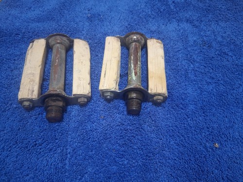 Vintage bicycle pedals - vintage,