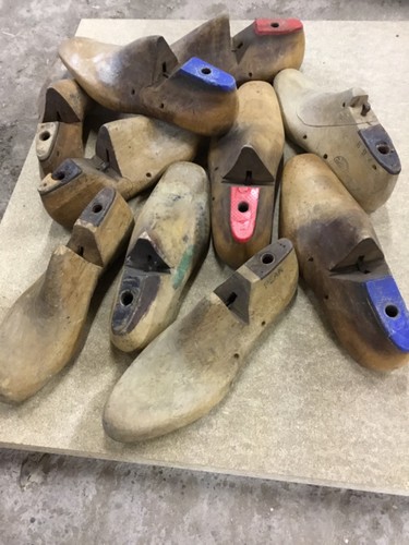 Vintage wooden shoe moulds - wooden,