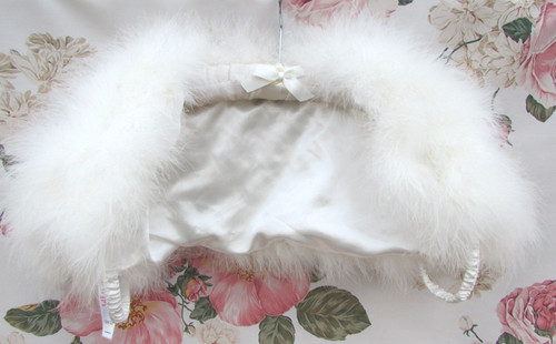 Ivory feather fur effect - feather,