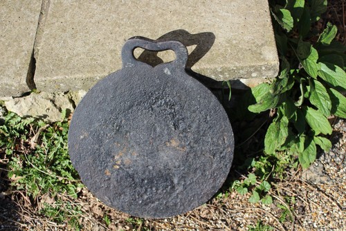Cast iron fire back - , roundel